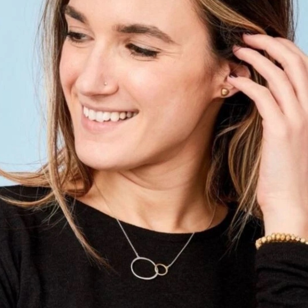 Stella & Dot Interlocking Circles Eternity Silver and Gold Pendant Necklace